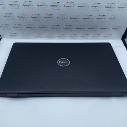 Portátil Dell Latitude 5500 i5-8365U 8/256GB 15.6 pulgadas, vista lateral