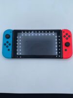 Nintendo Switch V1 con accesorios, mando Pro y Pokémon Escarlata