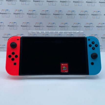 Nintendo Switch V2 con accesorios y Mario Odyssey