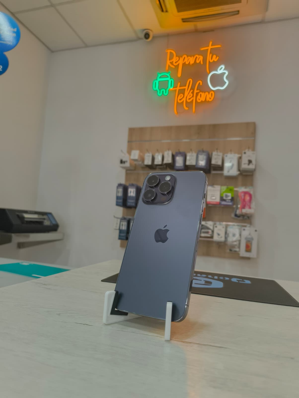 14 pro max 2 iPhone 14 Pro Max - Purple - 256GB - Imagen 1