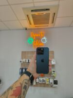 iPhone 15 Pro 256gb Azul - Imagen 2